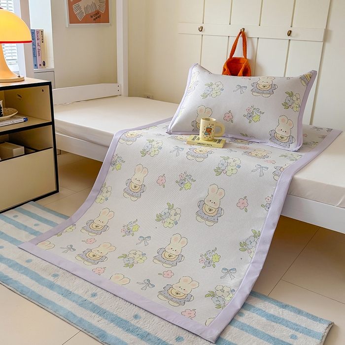 91家纺网 家纺一手货源 找家纺 安哆啦家纺 2025新款A类小清新卡通学生季宿舍床儿童用冰藤凉席席子两件套 冰藤席-萌小兔