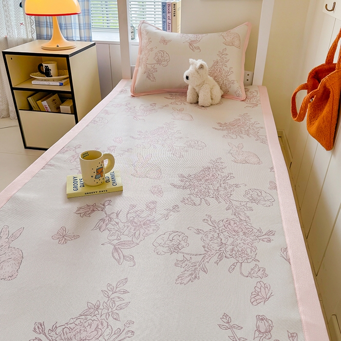 91家纺网 家纺一手货源 找家纺 安哆啦家纺 2025新款A类小清新卡通学生季宿舍床儿童用冰藤凉席席子两件套 冰藤席-免小姐的花