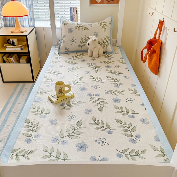 91家纺网 家纺一手货源 找家纺 安哆啦家纺 2025新款A类小清新卡通学生季宿舍床儿童用冰藤凉席席子两件套 冰藤席-森林来信