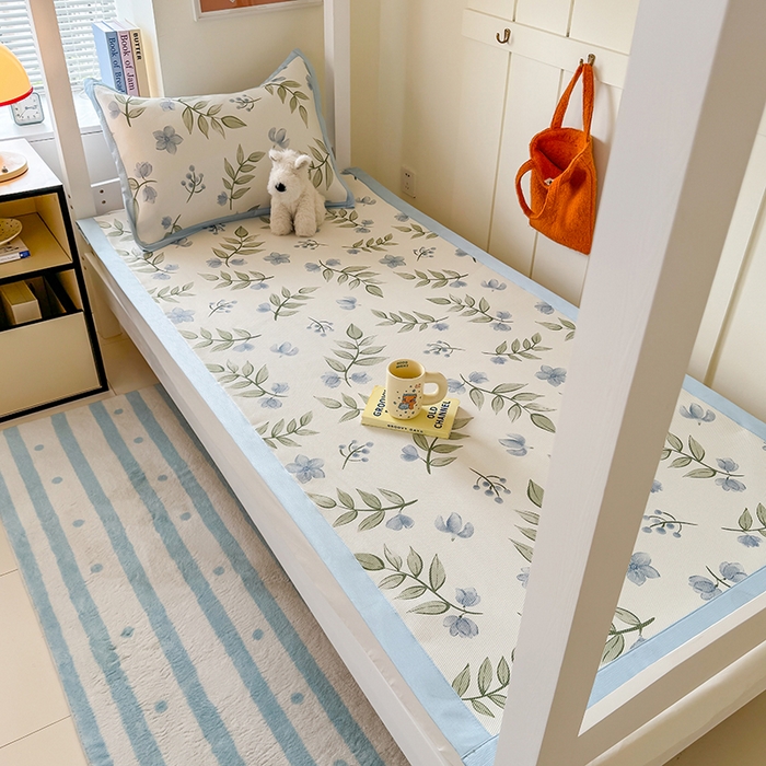 91家纺网 家纺一手货源 找家纺 安哆啦家纺 2025新款A类小清新卡通学生季宿舍床儿童用冰藤凉席席子两件套 冰藤席-森林来信