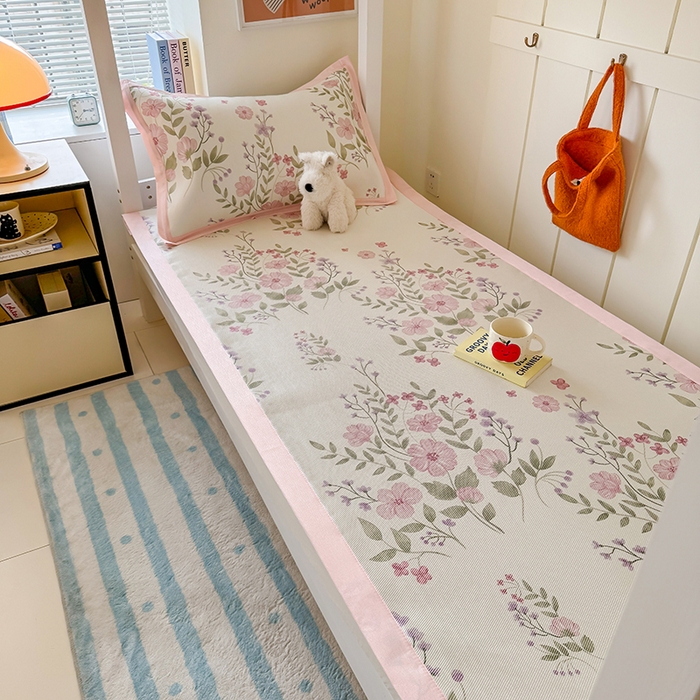 91家纺网 家纺一手货源 找家纺 安哆啦家纺 2025新款A类小清新卡通学生季宿舍床儿童用冰藤凉席席子两件套 冰藤席-夏日初恋