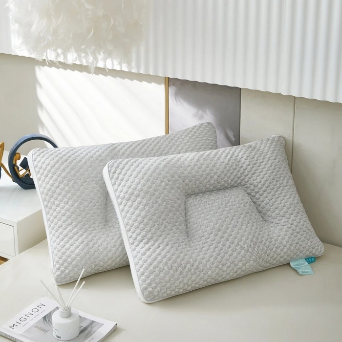91家纺网 家纺一手货源 找家纺 雅晨枕芯 2025新款夏季天冰丝凉感冰豆豆护颈按摩枕头枕芯 凉感护颈枕 灰色 48x74cm/只