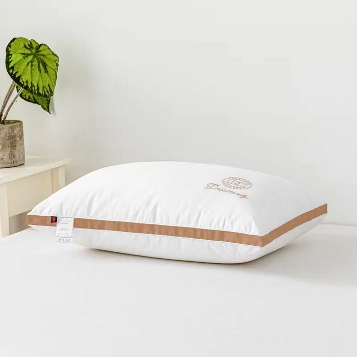 91家纺网 家纺一手货源 找家纺 雅晨枕芯 2025新款DC酒店磨毛羽丝绒枕芯枕头 高级金--中枕 48*74cm/只