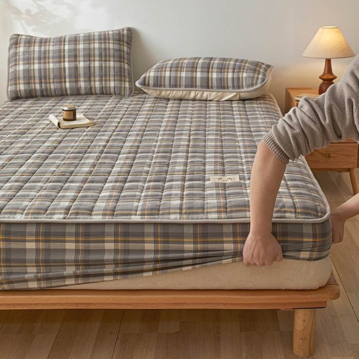 91家纺网 家纺一手货源 找家纺 伊人坊 2025新款A类全棉色织水洗棉大豆夹棉床笠 森屿 雾灰