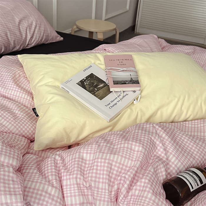 91家纺网 家纺一手货源 找家纺 柚可家居 2025新款全棉四件套-声语 声语（枕套格子+闪光米）