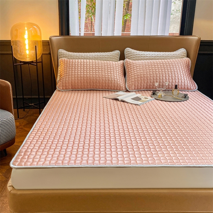 91家纺网 家纺一手货源 找家纺 罗优家纺 2025新款冰丝绸冰块凉席 温柔粉