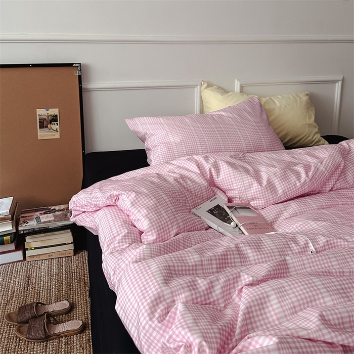 91家纺网 家纺一手货源 找家纺 柚可家居 2025新款全棉四件套-声语 声语（枕套格子+闪光米）