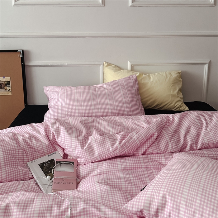 91家纺网 家纺一手货源 找家纺 柚可家居 2025新款全棉四件套-声语 声语（枕套格子+闪光米）