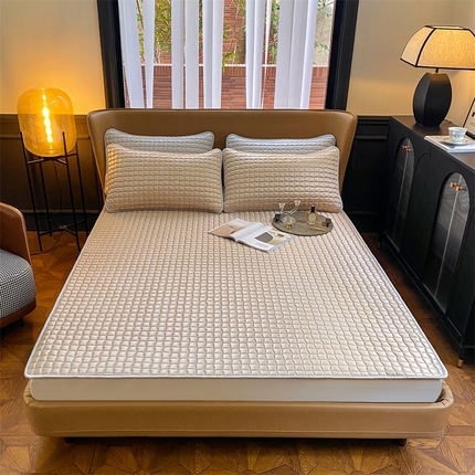 罗优家纺 2025新款冰丝绸冰块凉席 炫丽金