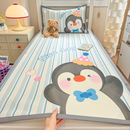 91家纺网 家纺一手货源 找家纺 （总）柒月家居 2025新款大版数码印花冰丝席（学生床）