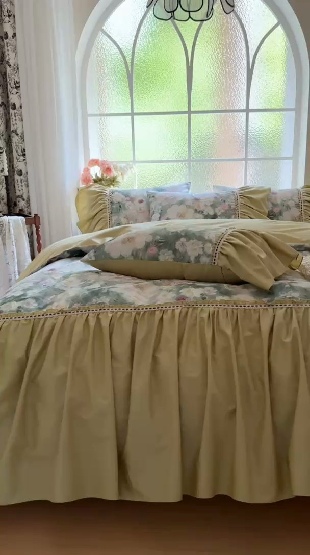 91家纺网 家纺一手货源 找家纺 亲亲公主 2025新款全棉法式宽花边四件套-玫瑰庄园 玫瑰庄园一抹茶绿