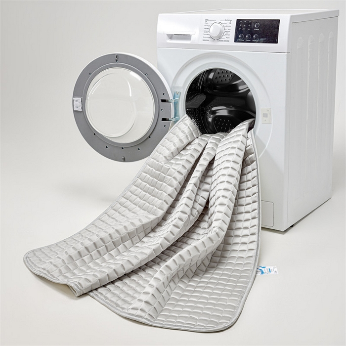 91家纺网 家纺一手货源 找家纺 罗优家纺 2025新款水光美 肤冰块凉席 浅银灰