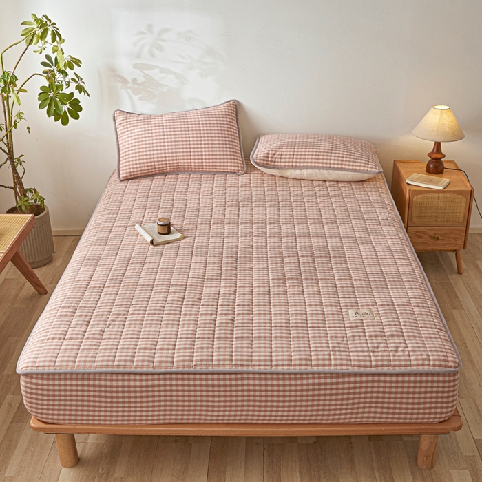 91家纺网 家纺一手货源 找家纺 伊人坊 2025新款A类全棉色织水洗棉大豆夹棉床笠 艾格 浅粉