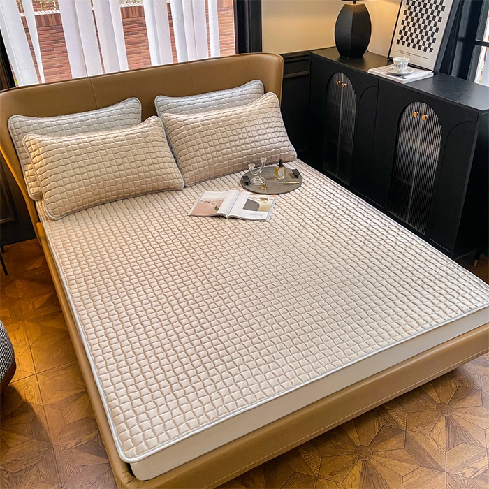 91家纺网 家纺一手货源 找家纺 罗优家纺 2025新款冰丝绸冰块凉席 炫丽金