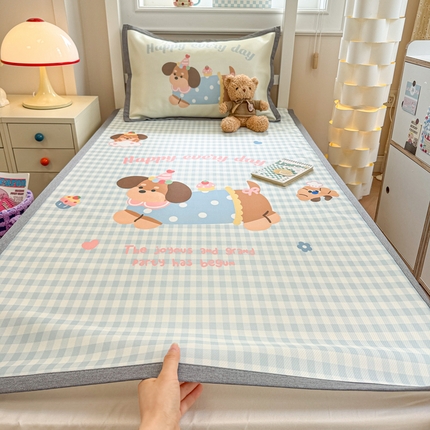 91家纺网 家纺一手货源 找家纺 （总）柒月家居 2025新款大版数码印花冰丝席（学生床）