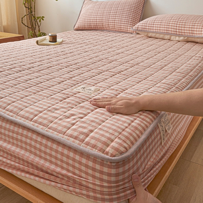 91家纺网 家纺一手货源 找家纺 伊人坊 2025新款A类全棉色织水洗棉大豆夹棉床笠 艾格 浅粉