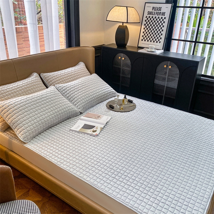 91家纺网 家纺一手货源 找家纺 （总）罗优家纺 2025新款冰丝绸冰块凉席