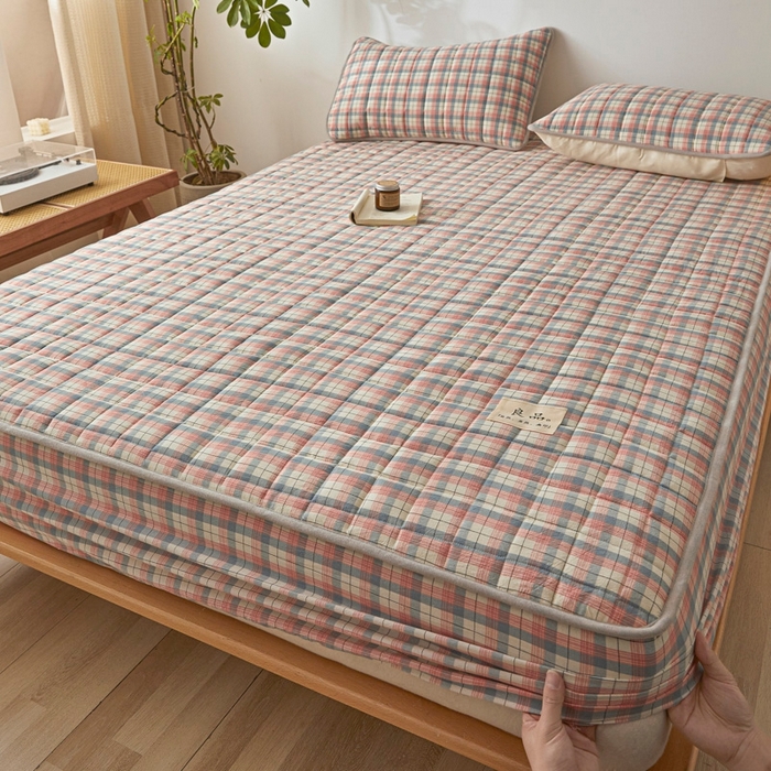 91家纺网 家纺一手货源 找家纺 伊人坊 2025新款A类全棉色织水洗棉大豆夹棉床笠 森屿 粉蓝