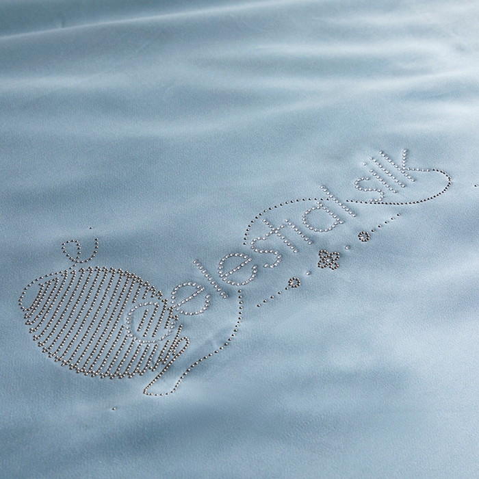 91家纺网 家纺一手货源 找家纺 被靠被 2025新款可水洗蚕丝夏被-莱德 莱德-冰蓝