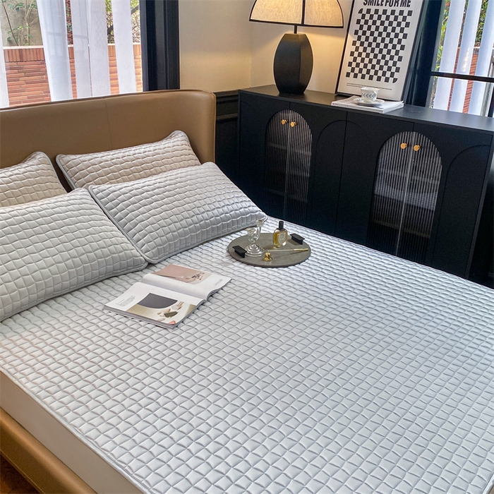 91家纺网 家纺一手货源 找家纺 （总）罗优家纺 2025新款冰丝绸冰块凉席