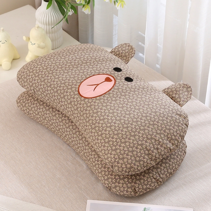 91家纺网 家纺一手货源 找家纺 梦叶草 2025新款全棉刺绣枕芯萌芽熊荞麦枕头 萌芽熊-咖色35*60cm