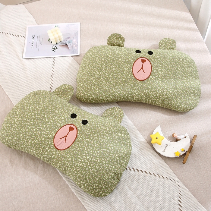 91家纺网 家纺一手货源 找家纺 梦叶草 2025新款全棉刺绣枕芯萌芽熊荞麦枕头 萌芽熊-绿色35*60cm