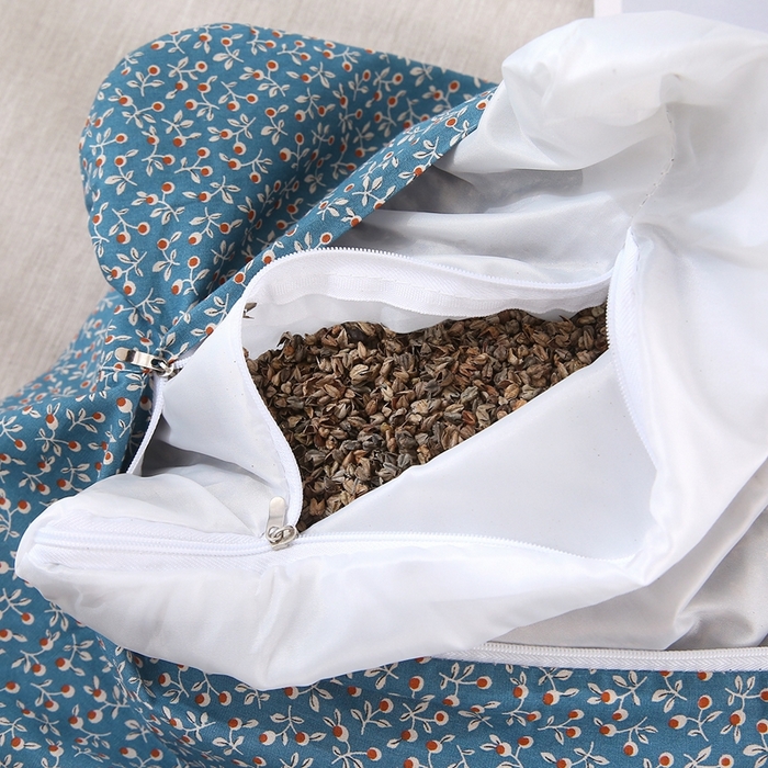 91家纺网 家纺一手货源 找家纺 梦叶草 2025新款全棉刺绣枕芯萌芽熊荞麦枕头 萌芽熊-蓝色35*60cm