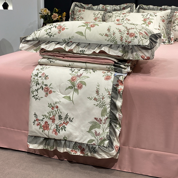 91家纺网 家纺一手货源 找家纺 宇彬家纺 2025直播新品水洗真丝冰丝双层花边天丝夏被夏天空调被夏凉被可水洗单夏被枕套三件套床单夏被四件套 果实（粉)