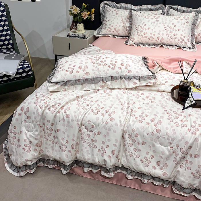 91家纺网 家纺一手货源 找家纺 宇彬家纺 2025直播新品水洗真丝冰丝双层花边天丝夏被夏天空调被夏凉被可水洗单夏被枕套三件套床单夏被四件套 迷雾森林 粉