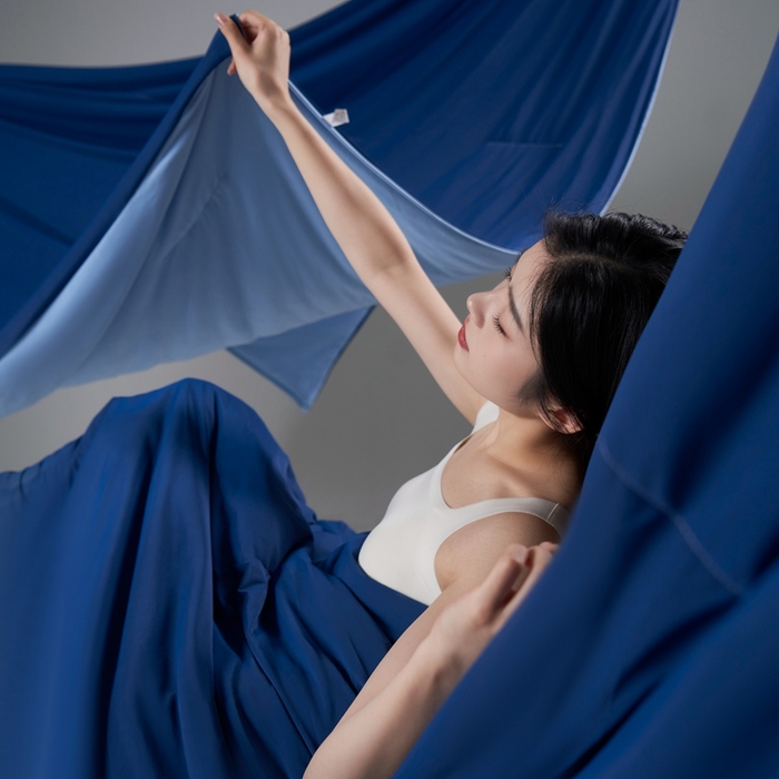 91家纺网 家纺一手货源 找家纺 星巴k家纺 2025新款y朵同款夏季深睡被Pro2夏凉被可水洗可机洗空调被透气夏被子被芯 深睡蓝