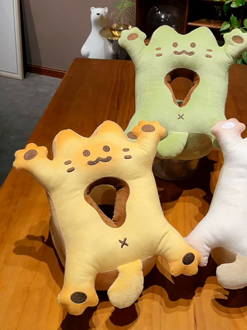 91家纺网 家纺一手货源 找家纺 （总）仟亿莱 2025新款喵咪烤面包冰豆豆双面午睡枕