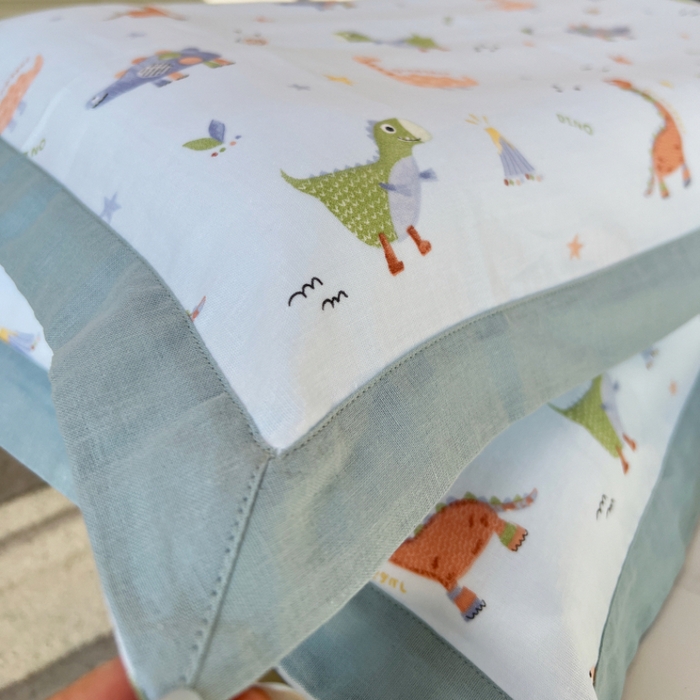 91家纺网 家纺一手货源 找家纺 棉生活家纺 2025春夏新款A类全棉纯棉儿童纱布单枕套 枕套单件 恐龙