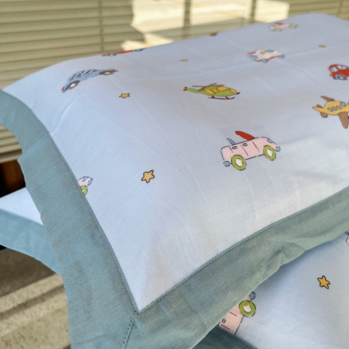 91家纺网 家纺一手货源 找家纺 棉生活家纺 2025春夏新款A类全棉纯棉儿童纱布单枕套 枕套单件 小汽车