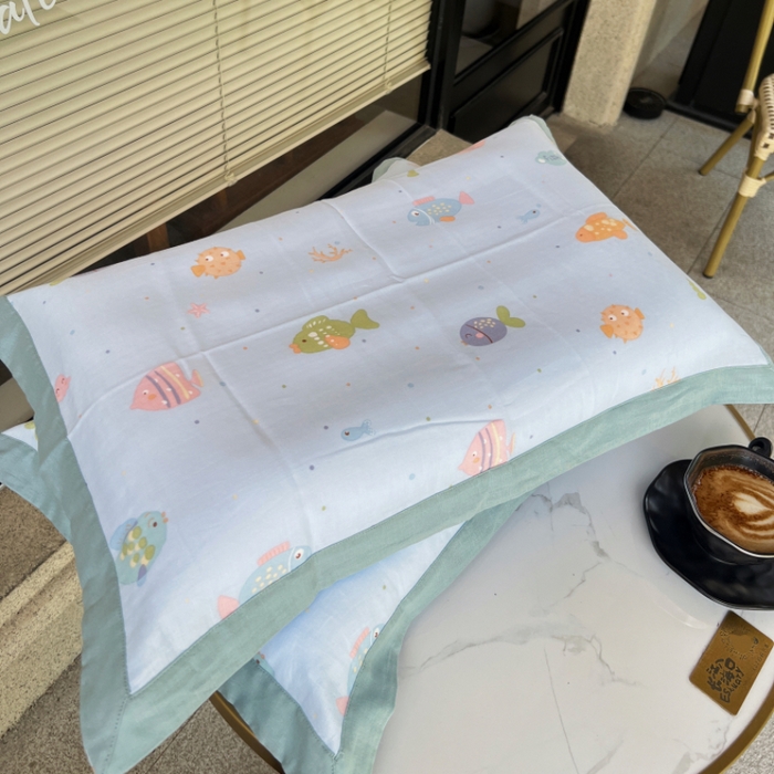 棉生活家纺 2025春夏新款A类全棉纯棉儿童纱布单枕套 枕套单件 小鱼