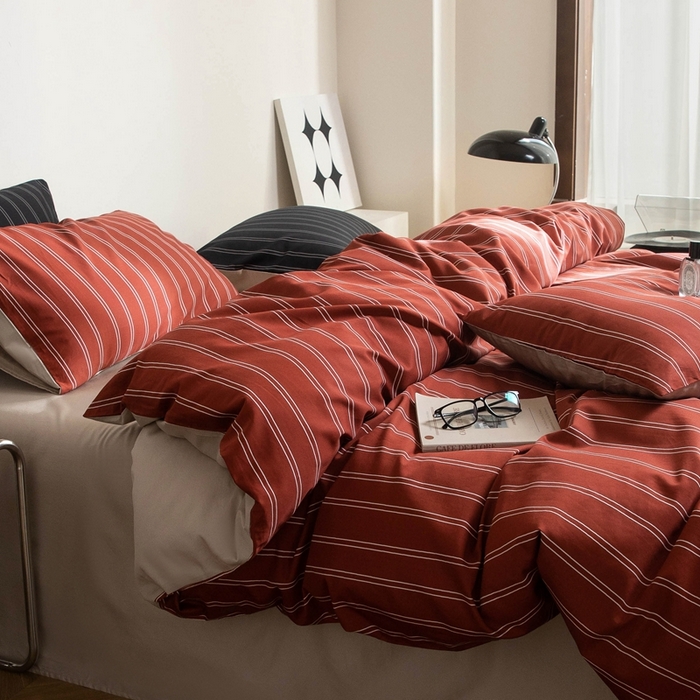 91家纺网 家纺一手货源 找家纺 （总）ONE TWO ONE 121 2025新款A类长绒棉纯棉高支高密高工贡缎数码印花（小cr ）四件套-巴黎时尚 （标准不得低于268元，加大不低于288元）