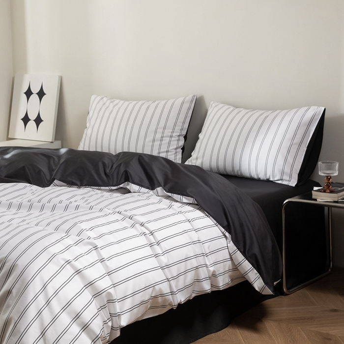 91家纺网 家纺一手货源 找家纺 （总）ONE TWO ONE 121 2025新款A类长绒棉纯棉高支高密高工贡缎数码印花（小cr ）四件套-巴黎时尚 （标准不得低于268元，加大不低于288元）