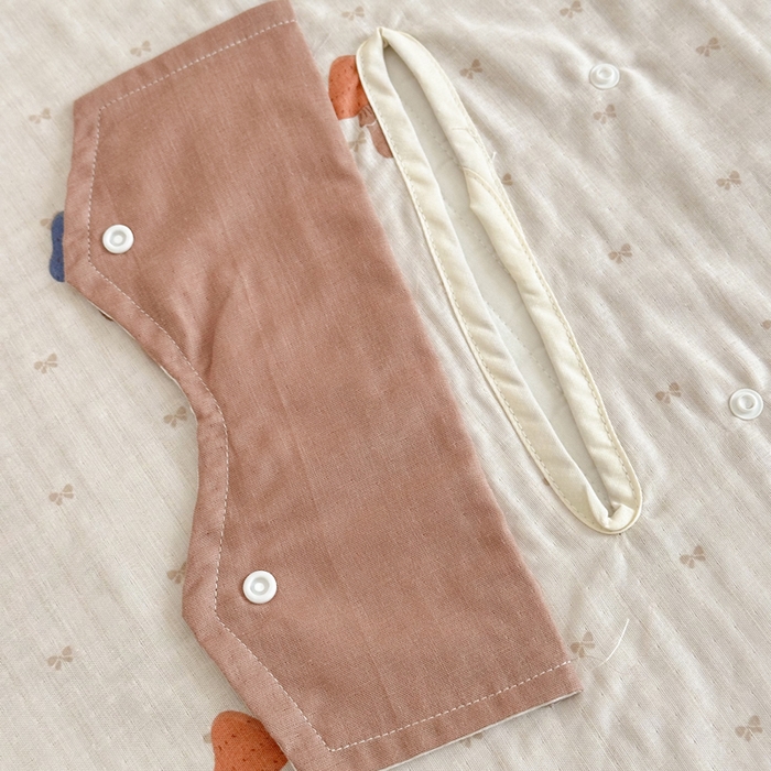 91家纺网 家纺一手货源 找家纺 BOSS 2025新款全棉有氧双层纱多功能防踢盖毯被 花园小兔