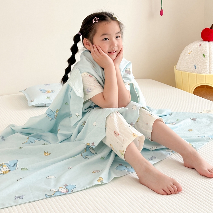 91家纺网 家纺一手货源 找家纺 BOSS 2025新款全棉有氧双层纱多功能防踢盖毯被 恐龙堡