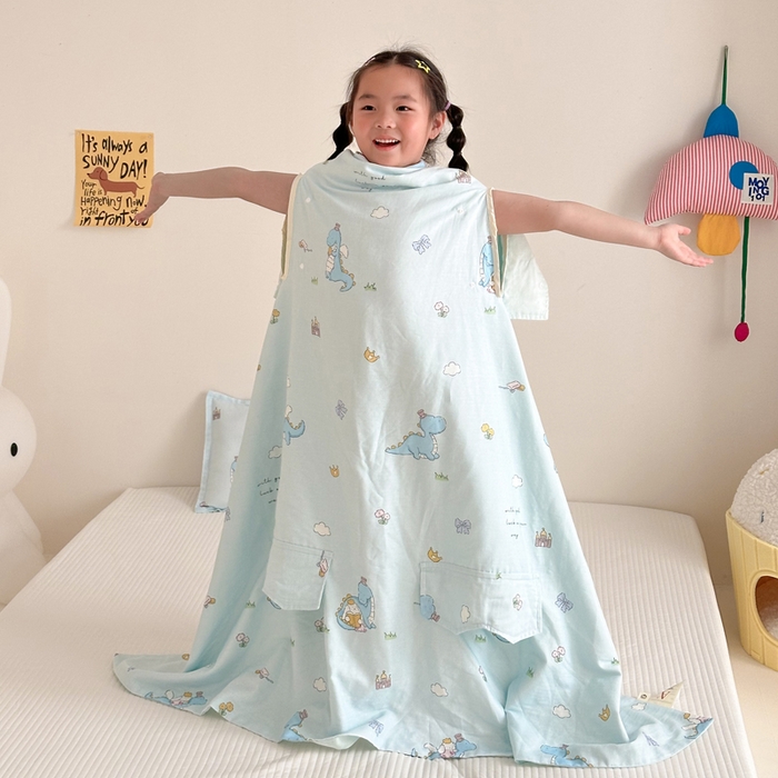 91家纺网 家纺一手货源 找家纺 BOSS 2025新款全棉有氧双层纱多功能防踢盖毯被 恐龙堡