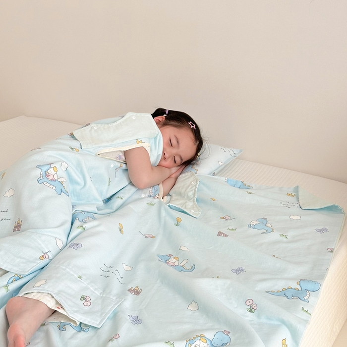 91家纺网 家纺一手货源 找家纺 BOSS 2025新款全棉有氧双层纱多功能防踢盖毯被 恐龙堡