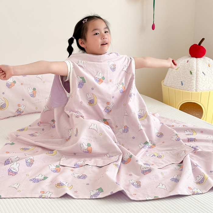 91家纺网 家纺一手货源 找家纺 BOSS 2025新款全棉有氧双层纱多功能防踢盖毯被 晚安兔