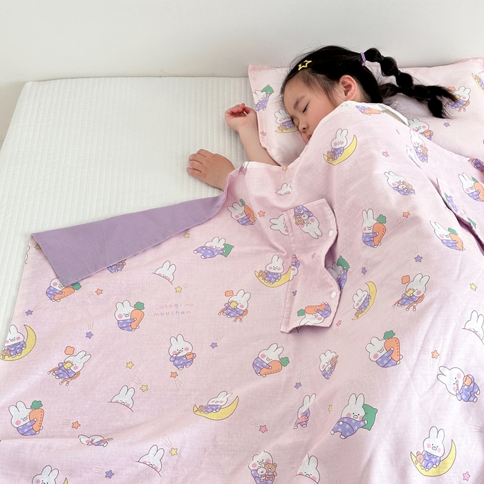 91家纺网 家纺一手货源 找家纺 BOSS 2025新款全棉有氧双层纱多功能防踢盖毯被 晚安兔