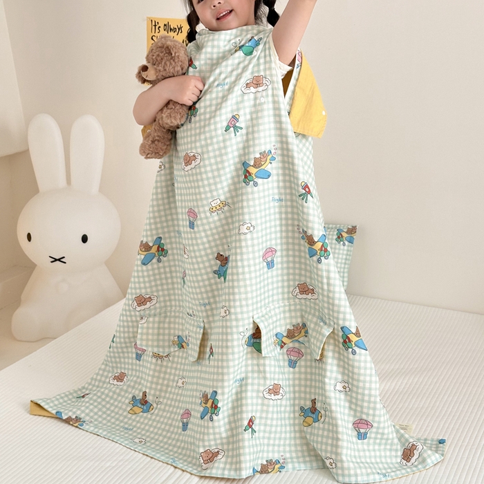 91家纺网 家纺一手货源 找家纺 BOSS 2025新款全棉有氧双层纱多功能防踢盖毯被 小熊飞行员