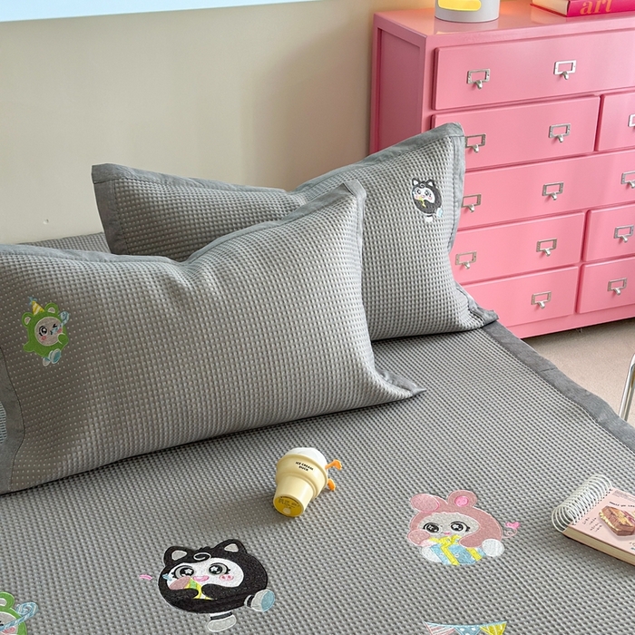 91家纺网 家纺一手货源 找家纺 柚子YOUTH 2025新款中分子华夫格凉感凉席 蛋仔派对