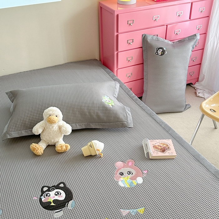 91家纺网 家纺一手货源 找家纺 柚子YOUTH 2025新款中分子华夫格凉感凉席 蛋仔派对