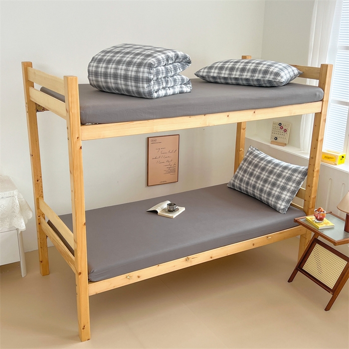 91家纺网 家纺一手货源 找家纺 多品家纺 2025春夏新款超柔水洗棉学生宿舍三件套 简约格