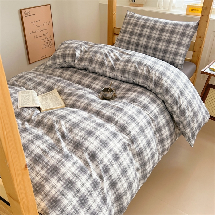 91家纺网 家纺一手货源 找家纺 多品家纺 2025春夏新款超柔水洗棉学生宿舍三件套 简约格