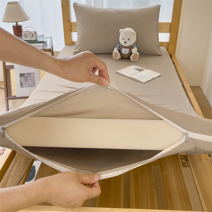 91家纺网 家纺一手货源 找家纺 多品家纺 2025春夏新款超柔水洗棉学生宿舍三件套 暮落浅咖