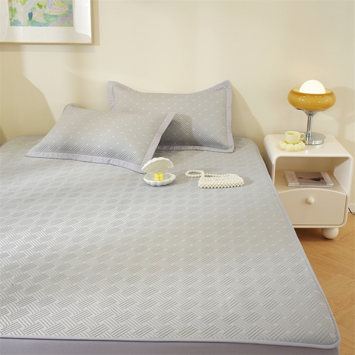 91家纺网 家纺一手货源 找家纺 共鸣沙发垫 2025新款凉豆豆床笠款凉席 床笠冰豆斜纹灰色