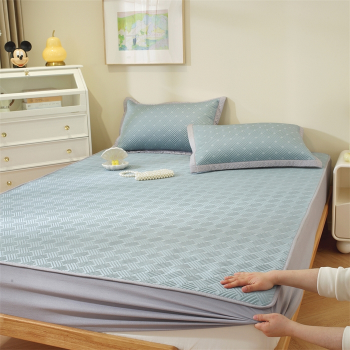 91家纺网 家纺一手货源 找家纺 共鸣沙发垫 2025新款凉豆豆床笠款凉席 床笠冰豆斜纹蓝色